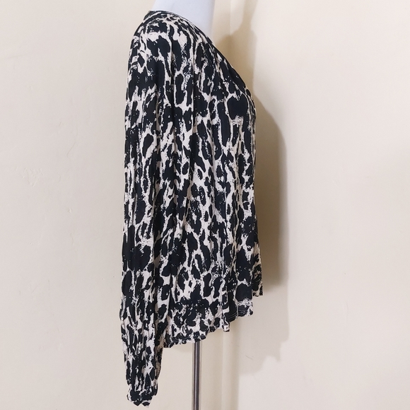 Urban Outfitters Animal Leopard Print Long Sleeve Trendy Oversized Fall Blouse - Picture 3 of 11